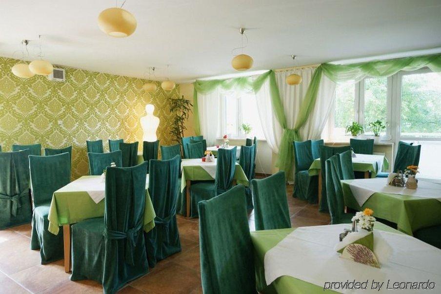 Hotel Wilanów Warszawa by DeSilva Restaurant foto