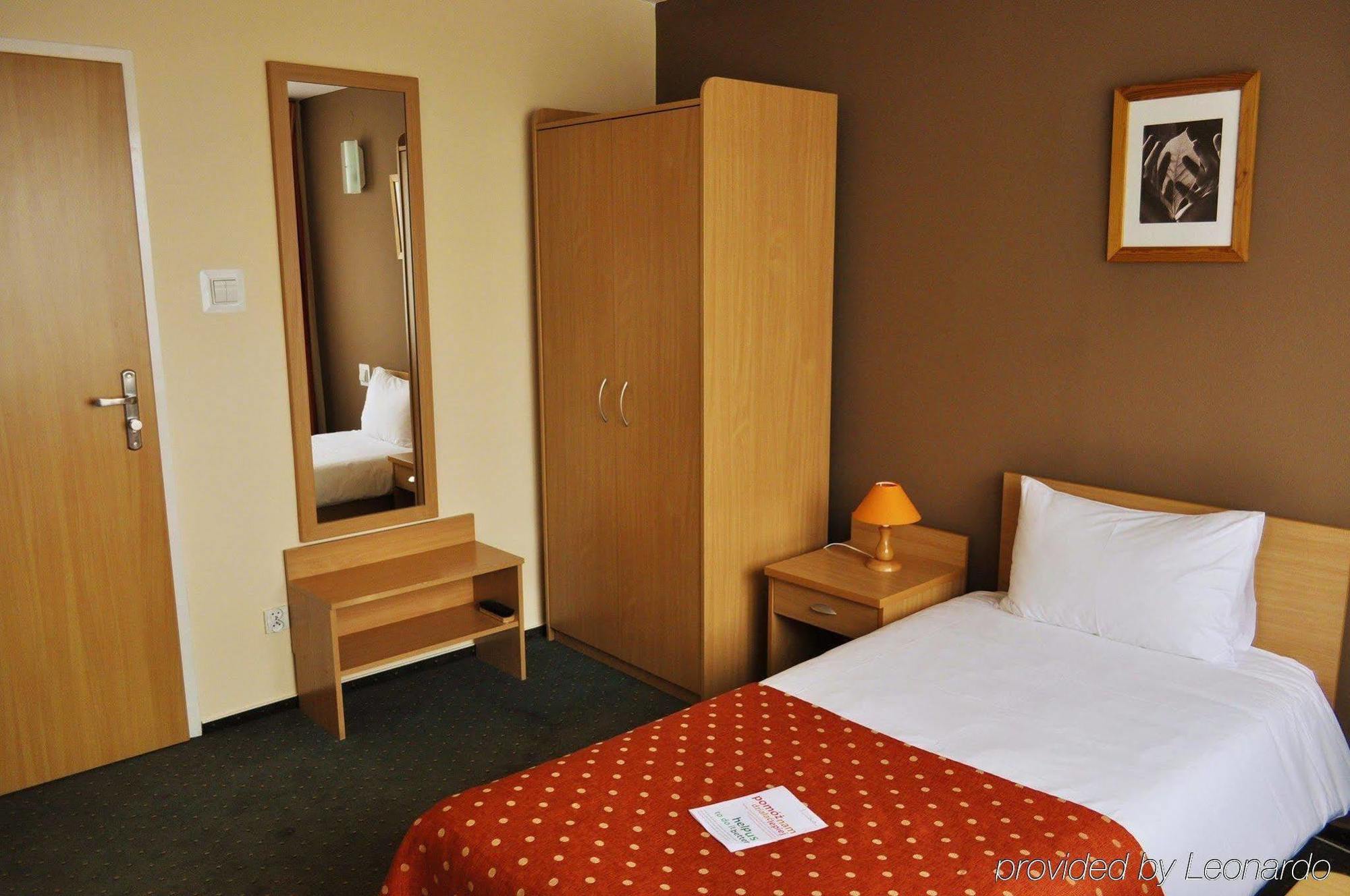 Hotel Wilanów Warszawa by DeSilva Buitenkant foto